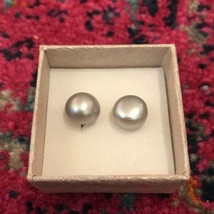 Gray Freshwater Cultured Pearl Earrings